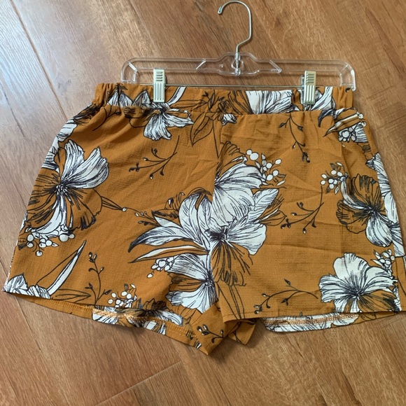 Shorts Bundle - Picture 4 of 5